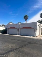 6421 Melody Rose Avenue, Las Vegas, NV 89108