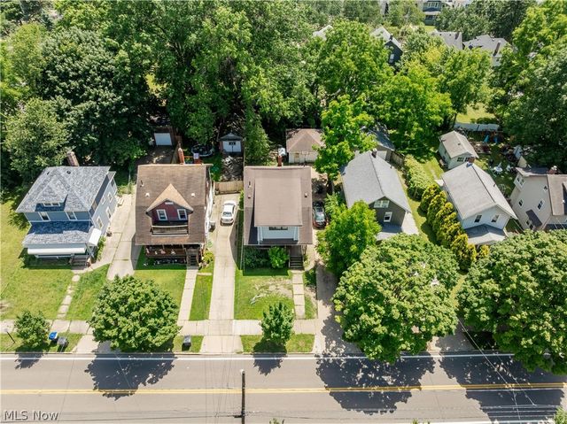 190 E Archwood Avenue, Akron, OH 44301