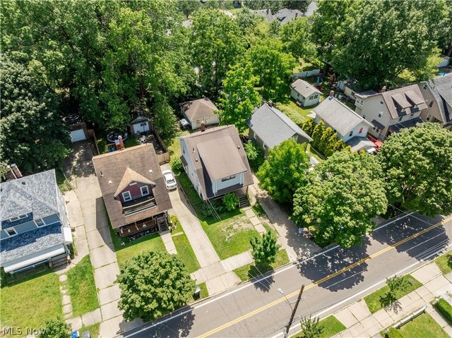190 E Archwood Avenue, Akron, OH 44301