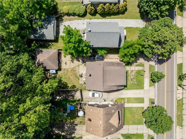 190 E Archwood Avenue, Akron, OH 44301
