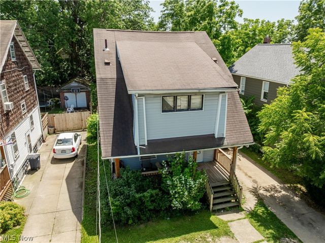 190 E Archwood Avenue, Akron, OH 44301
