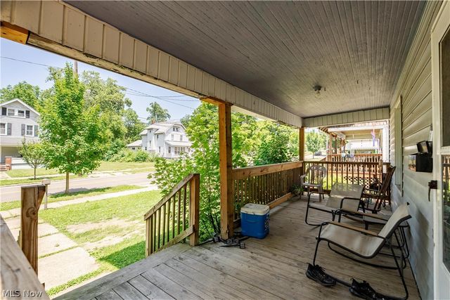 190 E Archwood Avenue, Akron, OH 44301