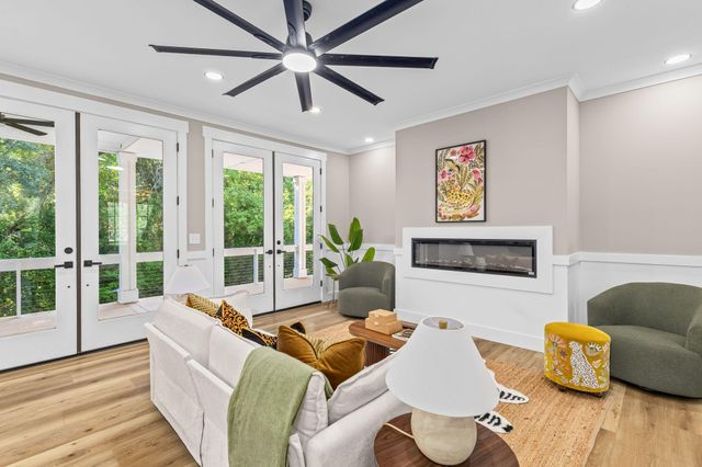 1216 Old Towne Road, Charleston, SC 29407