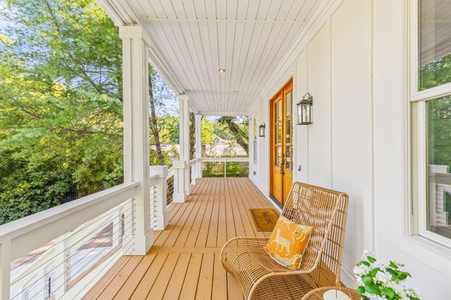 1216 Old Towne Road, Charleston, SC 29407