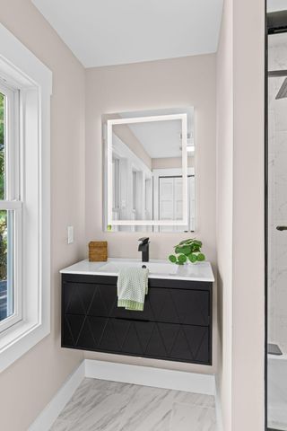1216 Old Towne Road, Charleston, SC 29407