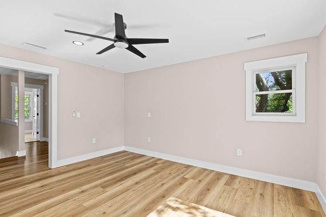 1216 Old Towne Road, Charleston, SC 29407
