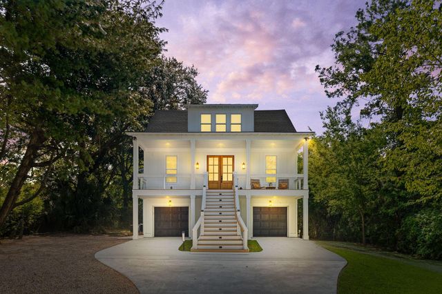 1216 Old Towne Road, Charleston, SC 29407