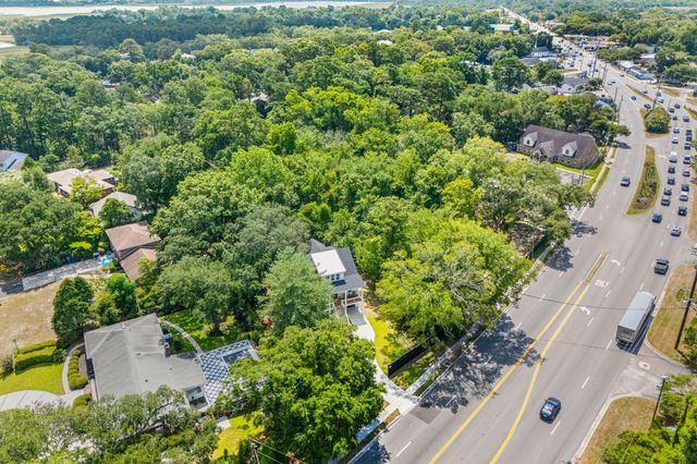 1216 Old Towne Road, Charleston, SC 29407