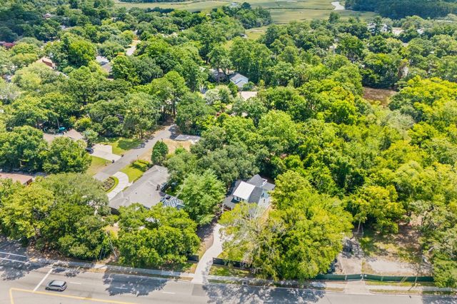 1216 Old Towne Road, Charleston, SC 29407