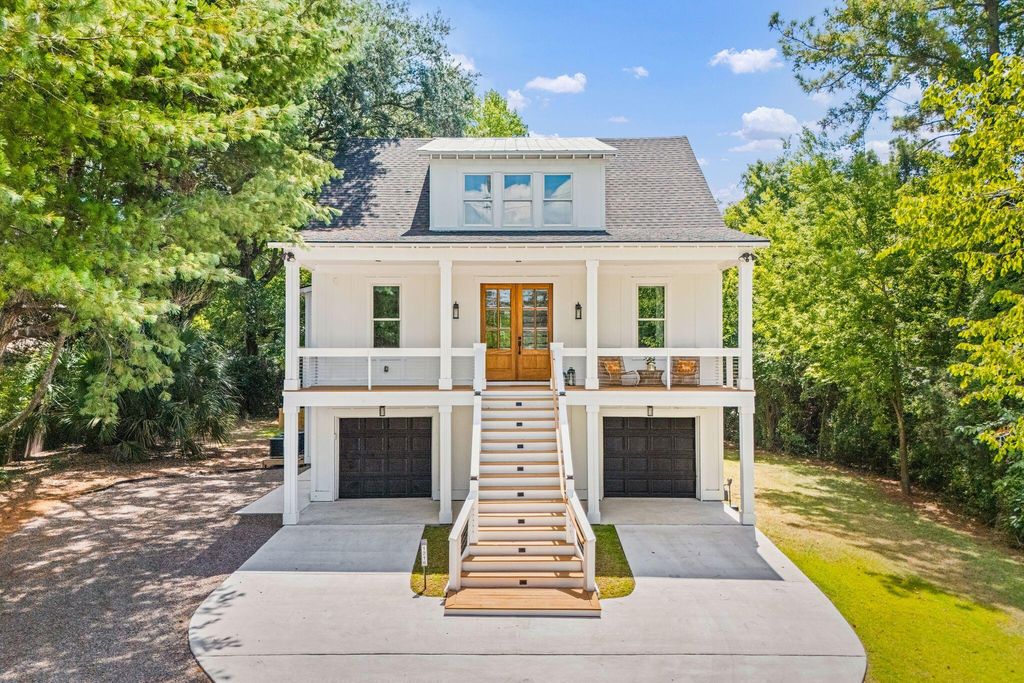 1216 Old Towne Road, Charleston, SC 29407