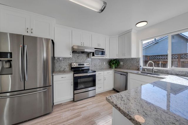 831 Vespucci Lane, Foster City, CA 94404