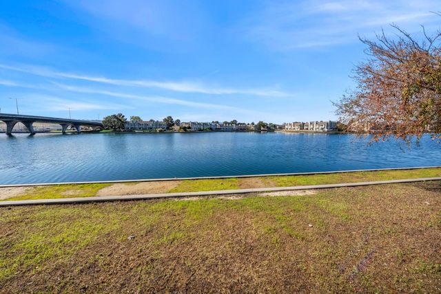 831 Vespucci Lane, Foster City, CA 94404