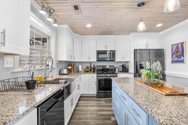 5896 Rosewood Dr., Myrtle Beach, SC 29588