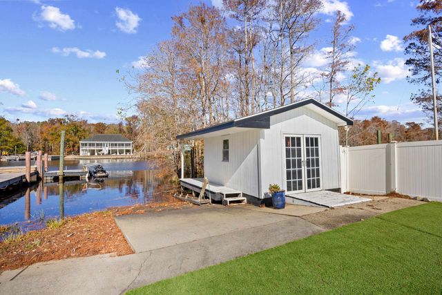 5896 Rosewood Dr., Myrtle Beach, SC 29588