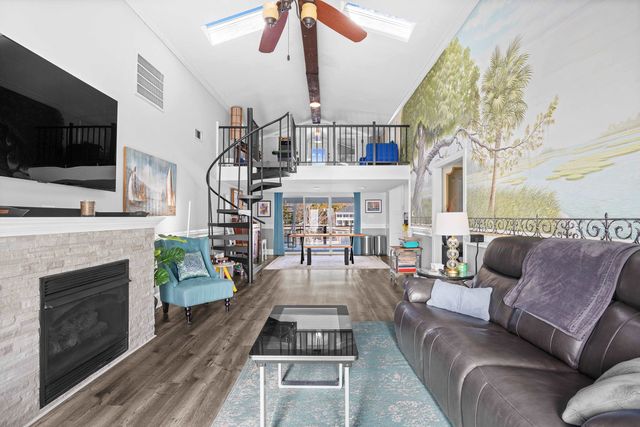 5896 Rosewood Dr., Myrtle Beach, SC 29588