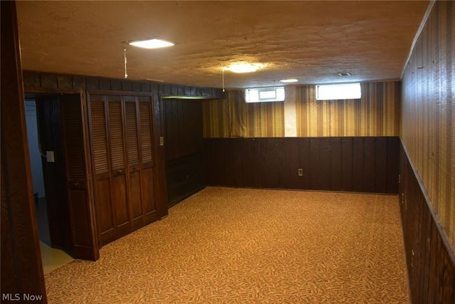 537 Howells Court, Eastlake, OH 44095
