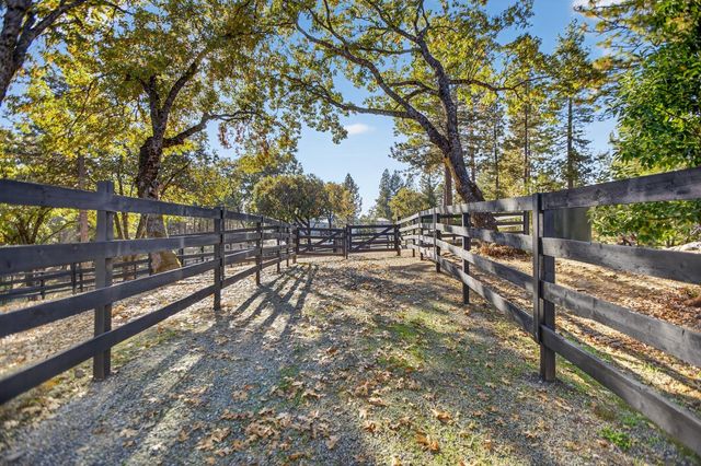 22080 Fiddletown Rd, Volcano, CA 95689