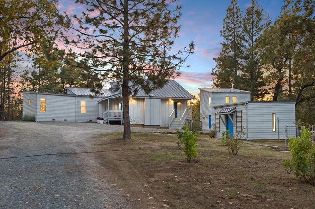22080 Fiddletown Rd, Volcano, CA 95689