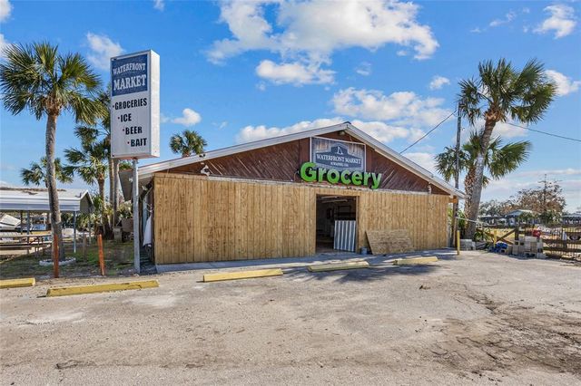 73 SE 228 STREET, Suwannee, FL 32692