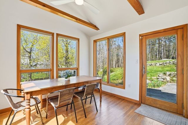 303 Beechwood St, Cohasset, MA 02025