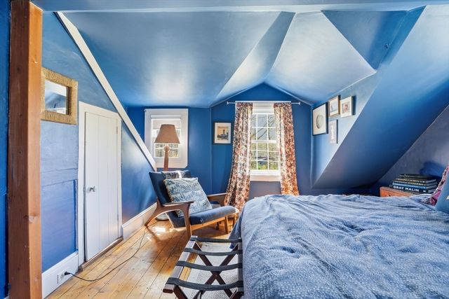 303 Beechwood St, Cohasset, MA 02025