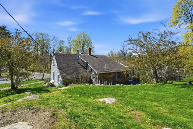 303 Beechwood St, Cohasset, MA 02025