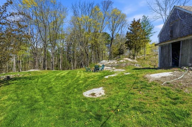 303 Beechwood St, Cohasset, MA 02025