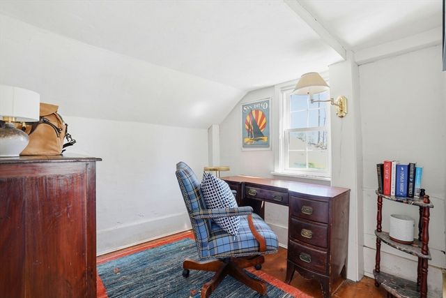 303 Beechwood St, Cohasset, MA 02025
