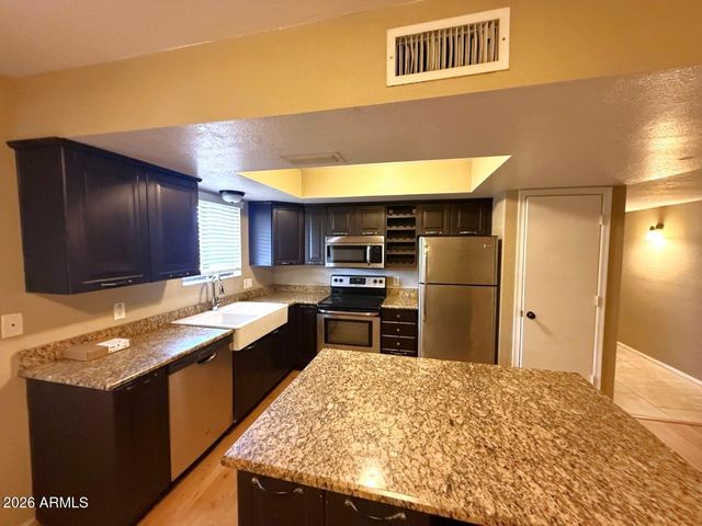 444 E IVY Street, Mesa, AZ 85203