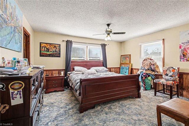 305 Walkertown Guthrie Road, Winston-salem, NC 27101