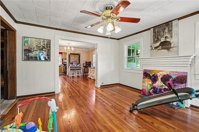 305 Walkertown Guthrie Road, Winston-salem, NC 27101
