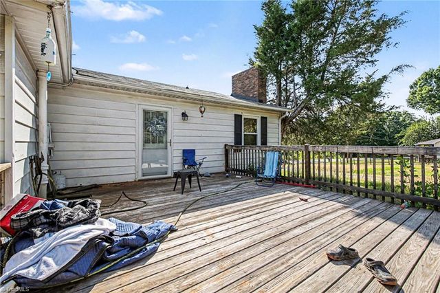 305 Walkertown Guthrie Road, Winston-salem, NC 27101
