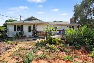 305 Walkertown Guthrie Road, Winston-salem, NC 27101
