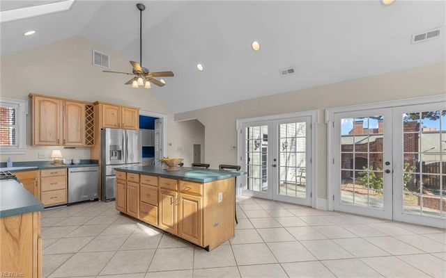 203 Main ST, Smithfield, VA 23430