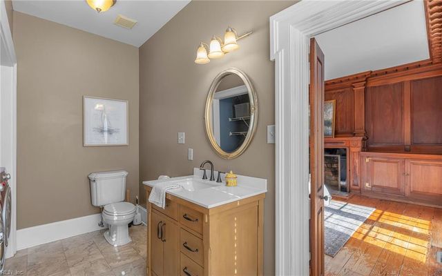 203 Main ST, Smithfield, VA 23430