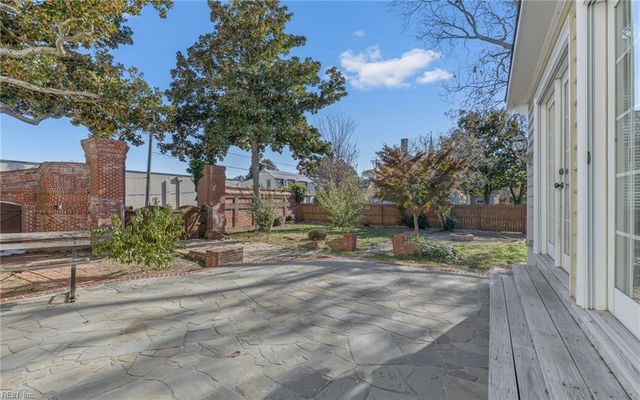 203 Main ST, Smithfield, VA 23430