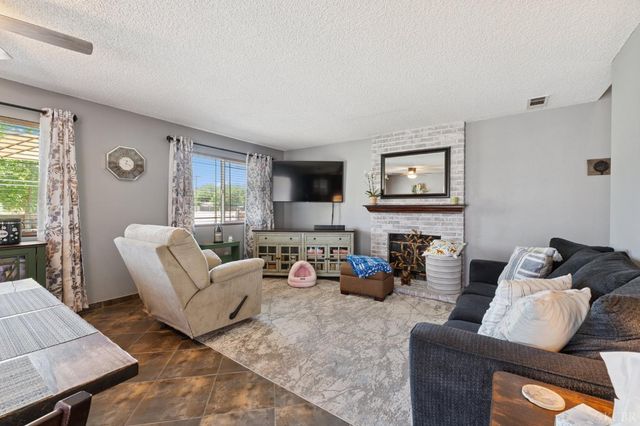 526 Josephine Avenue, Corcoran, CA 93212