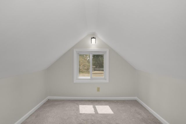 7372 Stillwater Boulevard N, Oakdale, MN 55128