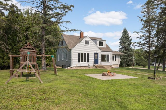 7372 Stillwater Boulevard N, Oakdale, MN 55128