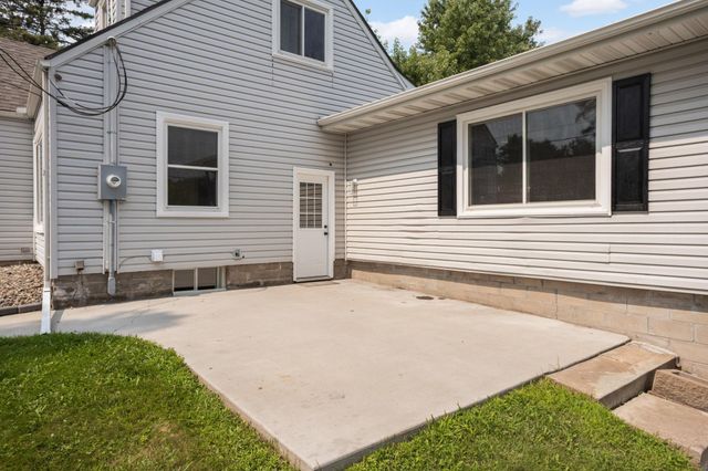 7372 Stillwater Boulevard N, Oakdale, MN 55128