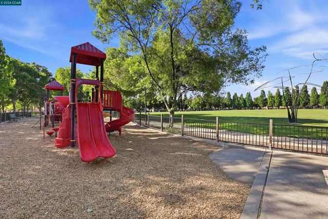 3240 Maguire Way 225, Dublin, CA 94568