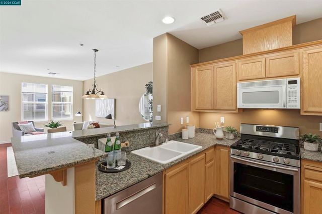 3240 Maguire Way 225, Dublin, CA 94568