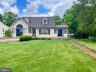 3730 THOMAS POINT RD, Annapolis, MD 21403