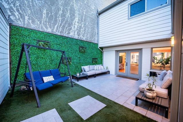 4511 Acacia Street, Bellaire, TX 77401