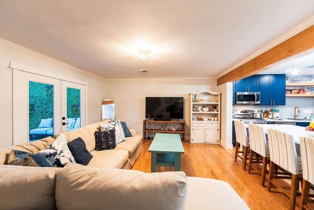 4511 Acacia Street, Bellaire, TX 77401