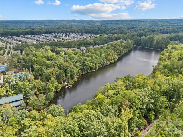 8122 Asher Chase Trail, Lancaster, SC 29720