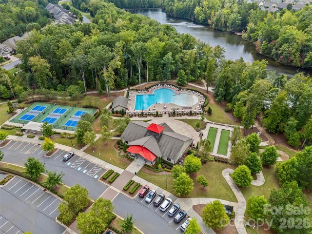 8122 Asher Chase Trail, Lancaster, SC 29720