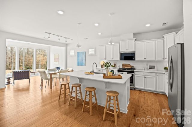 8122 Asher Chase Trail, Lancaster, SC 29720