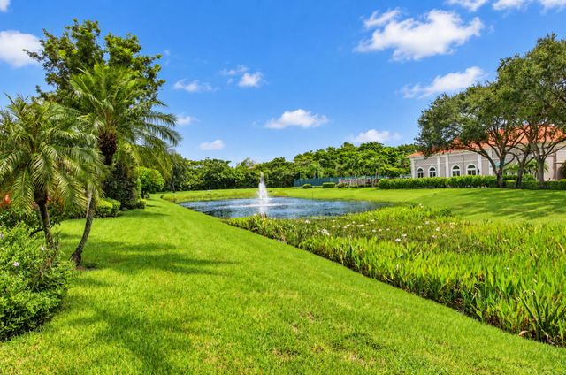11572 Spring Oak Avenue, Boynton Beach, FL 33437