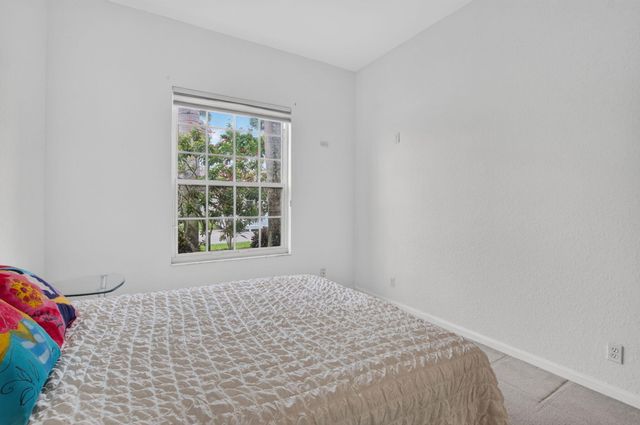 11572 Spring Oak Avenue, Boynton Beach, FL 33437
